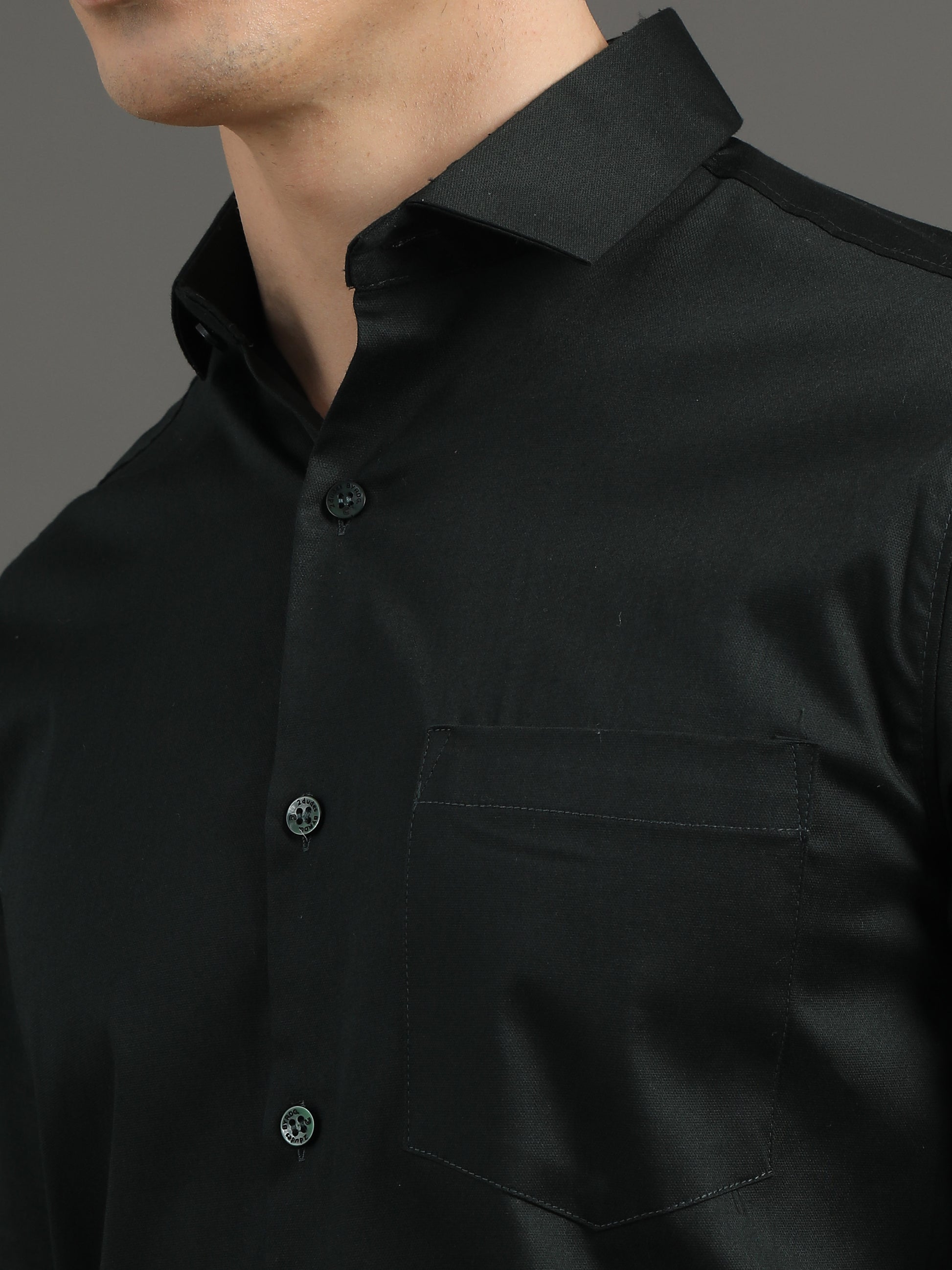 2Dudes Solid Black Full Sleeves Round Neck Cotton Shirt